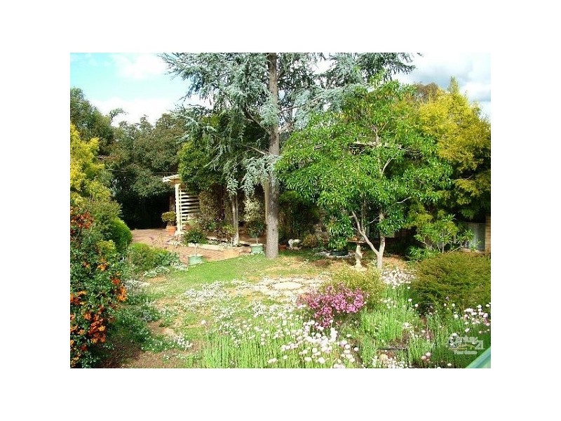 41 Buckingham Road, Kelmscott WA 6111