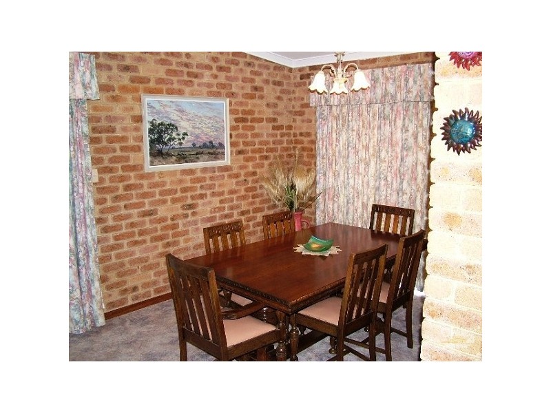 41 Buckingham Road, Kelmscott WA 6111