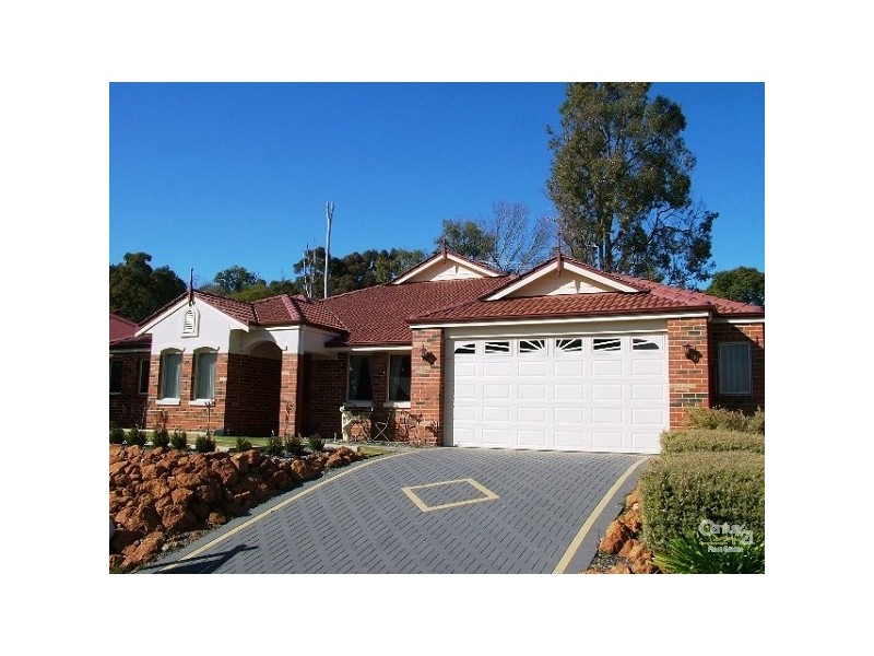 16 McNeil Grove, Jarrahdale WA 6124