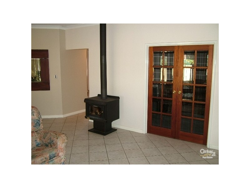 16 McNeil Grove, Jarrahdale WA 6124