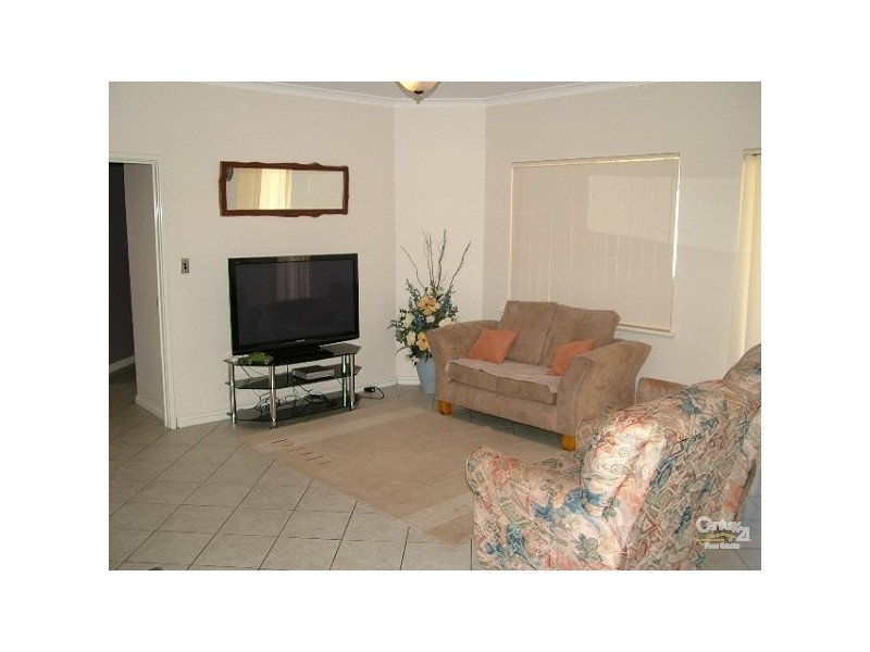 16 McNeil Grove, Jarrahdale WA 6124