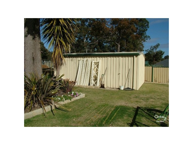 16 McNeil Grove, Jarrahdale WA 6124