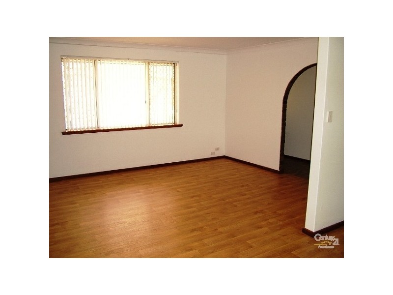 9a Lilian, Kelmscott WA 6111