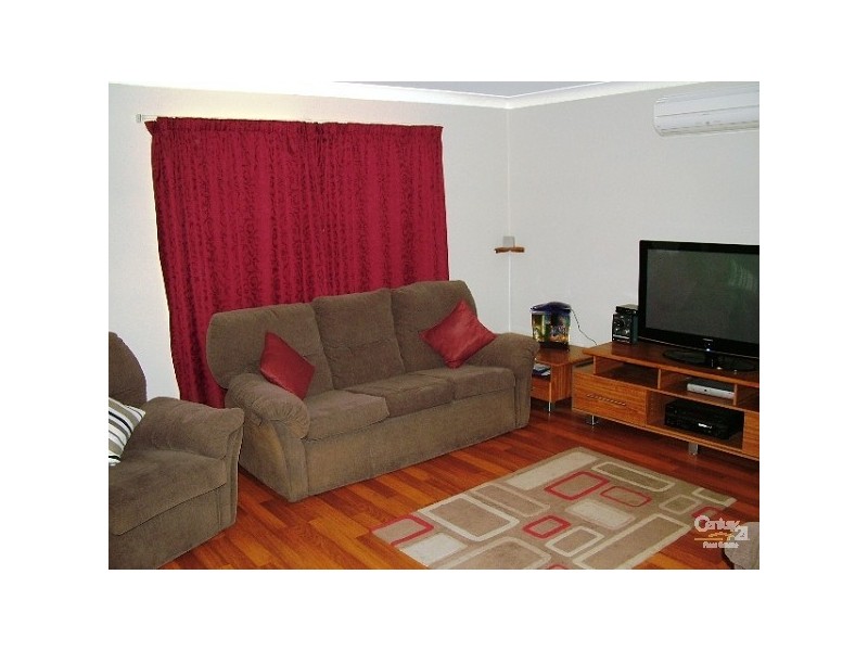 4 Meyer Close, Kelmscott WA 6111