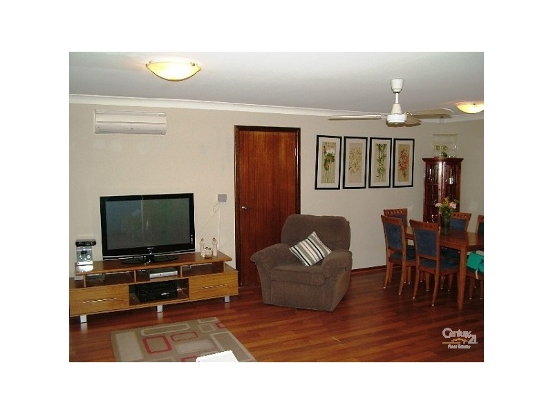 4 Meyer Close, Kelmscott WA 6111