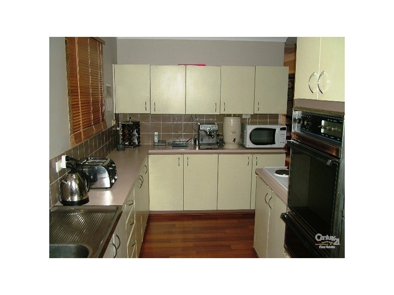 4 Meyer Close, Kelmscott WA 6111