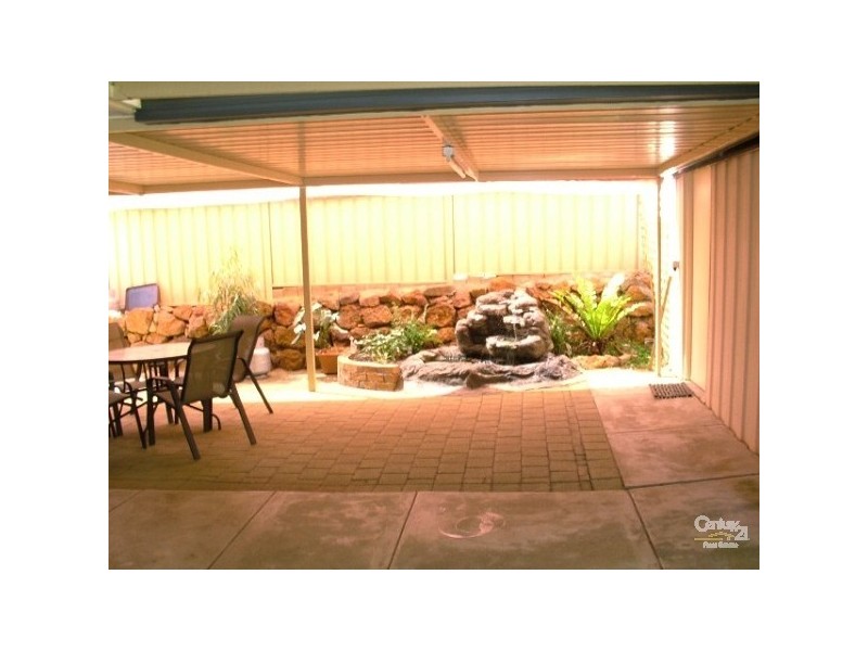 21 Ranford Street, Kelmscott WA 6111