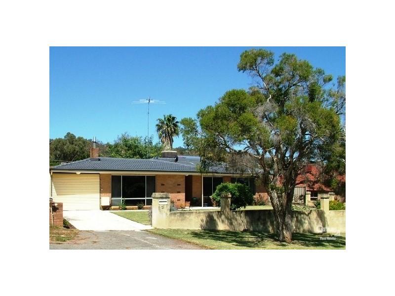 21 Ranford Street, Kelmscott WA 6111