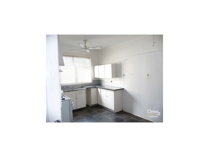 15 Valonia Road, Langford WA 6147