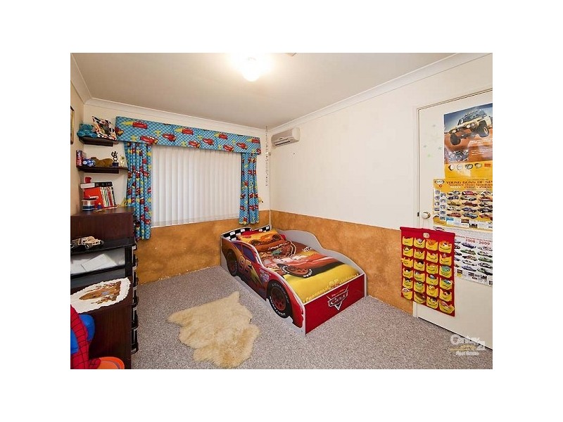 27 Brown Crescent, Seville Grove WA 6112