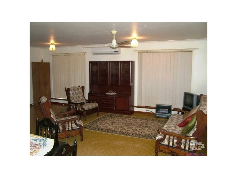 3A Anham, Armadale WA 6112