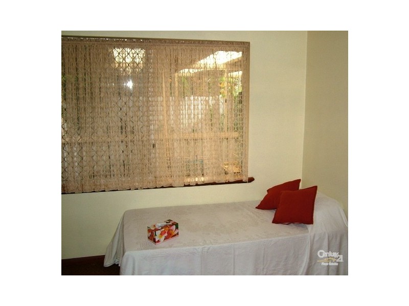 3A Anham, Armadale WA 6112