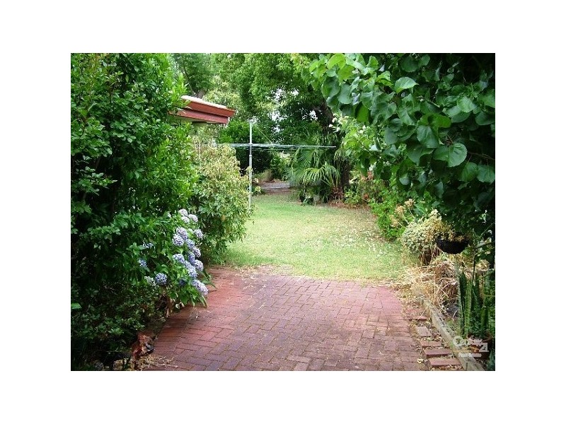 3A Anham, Armadale WA 6112