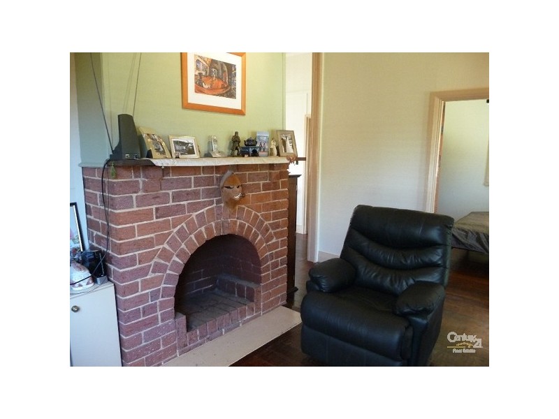 8 Abbey Road, Armadale WA 6112