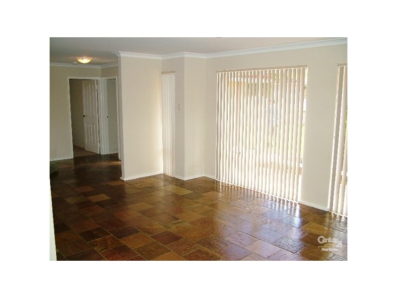 70a Derry Avenue, Mount Nasura WA 6112