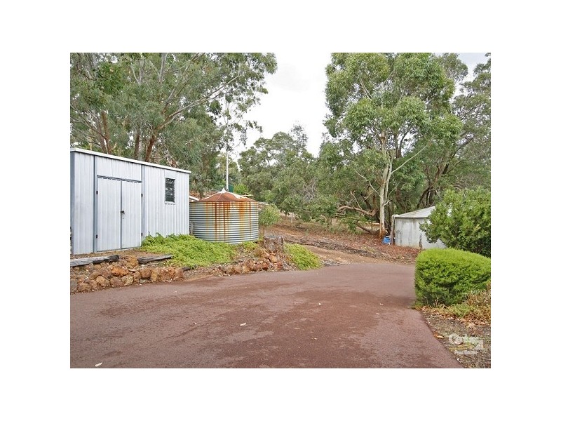 4 Otway Place, Bedfordale WA 6112