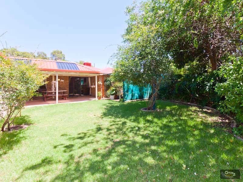 4 Clifton Street, Kelmscott WA 6111