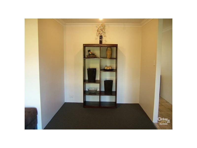 43 Guinivere Way, Camillo WA 6111