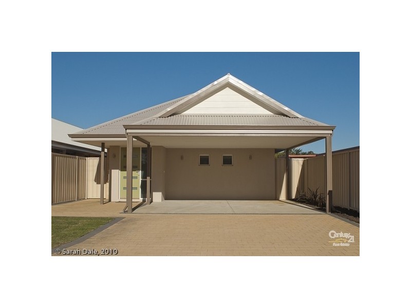 36 Gladstone Rd, Armadale WA 6112
