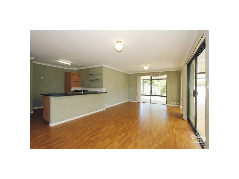 28 Challis Road, Armadale WA 6112