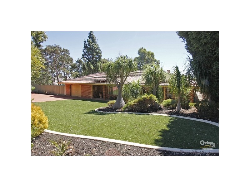 101 Carawatha Avenue, Mount Nasura WA 6112