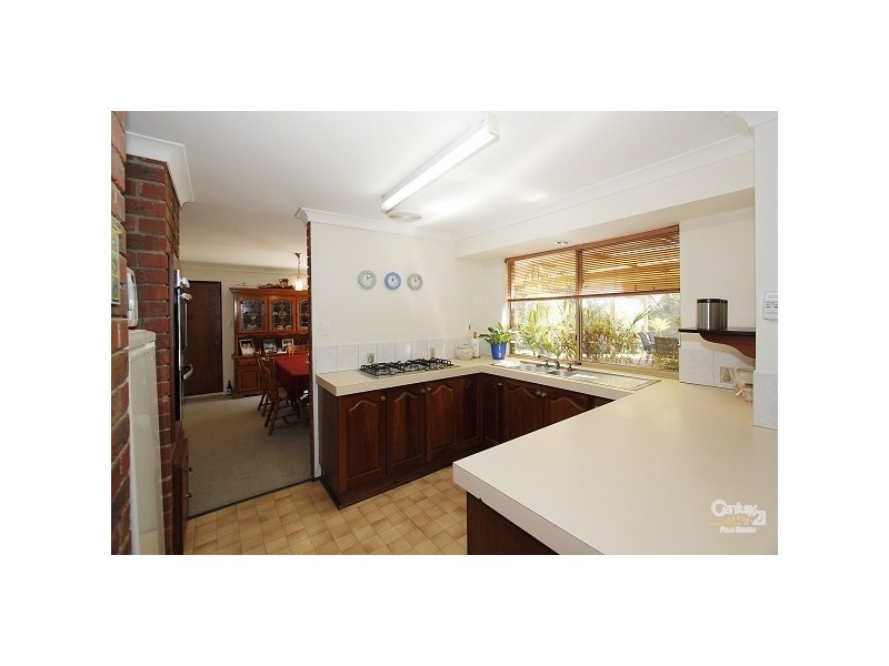 101 Carawatha Avenue, Mount Nasura WA 6112