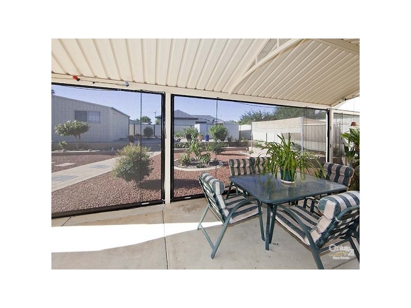 9 Eynesford St, Gosnells WA 6110