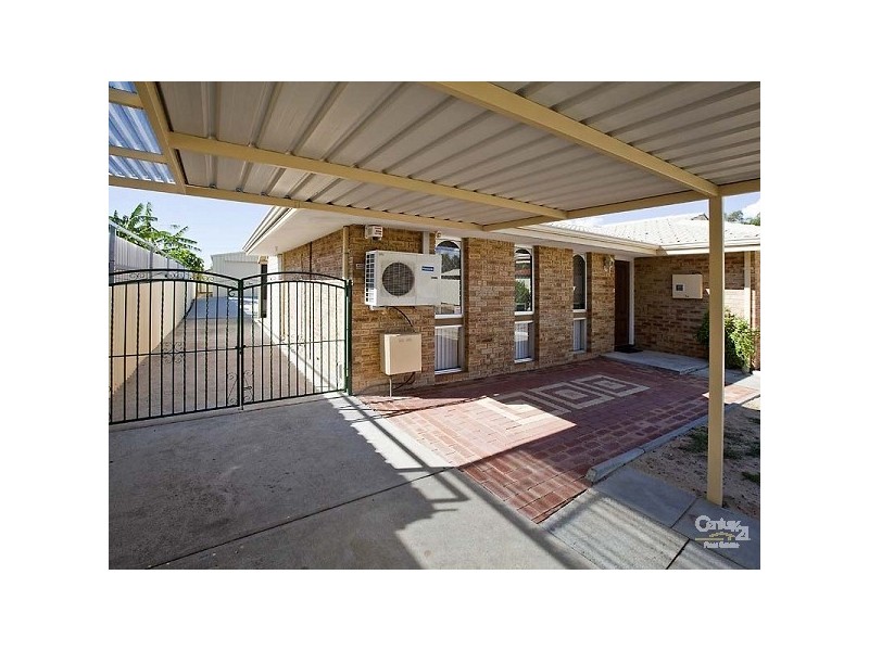 9 Eynesford St, Gosnells WA 6110