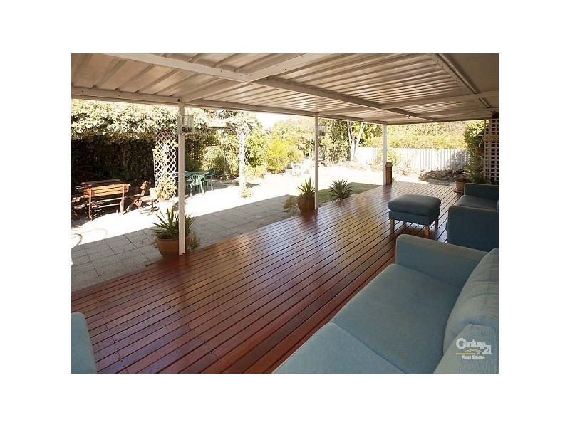 5 Dural Way, Armadale WA 6112