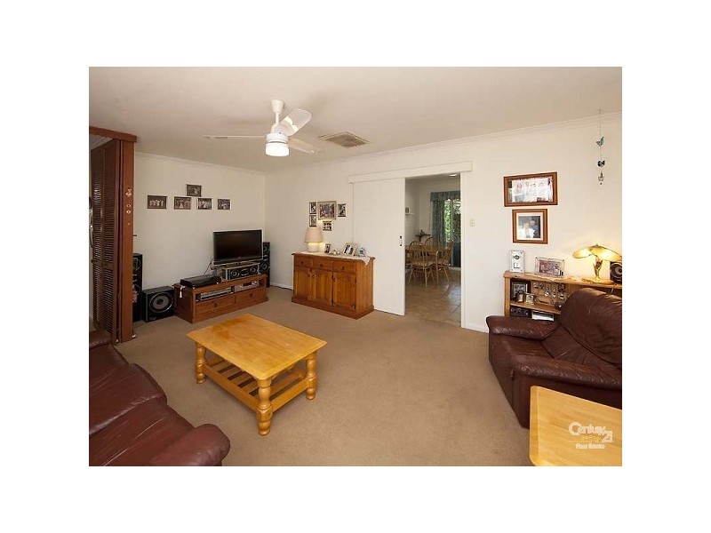 5 Dural Way, Armadale WA 6112