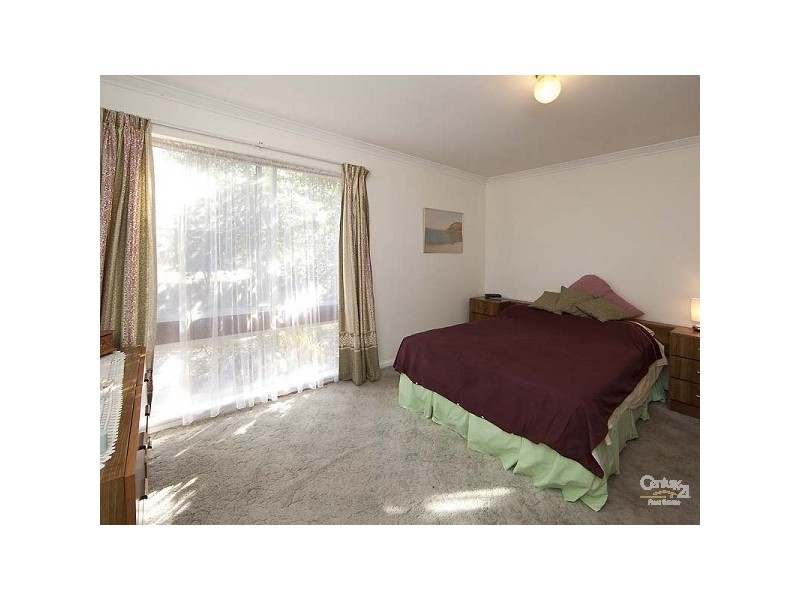 5 Dural Way, Armadale WA 6112