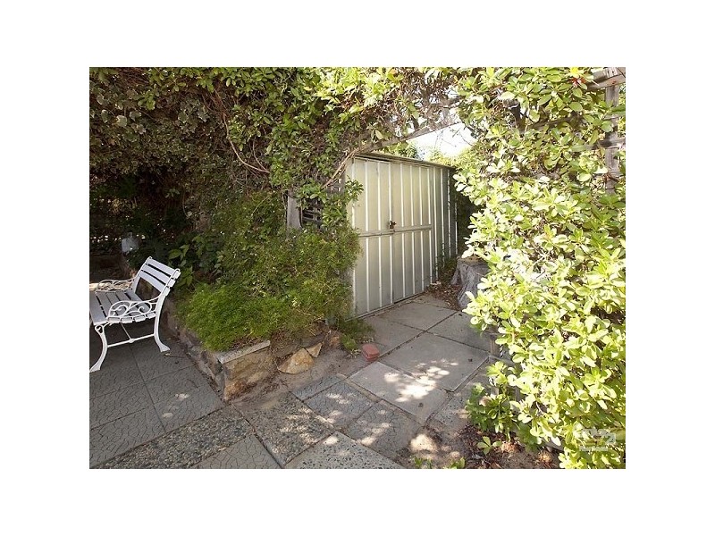 5 Dural Way, Armadale WA 6112