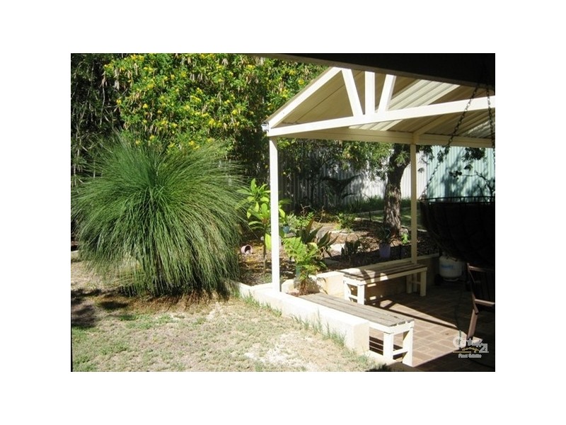 6 Meyer Close, Kelmscott WA 6111
