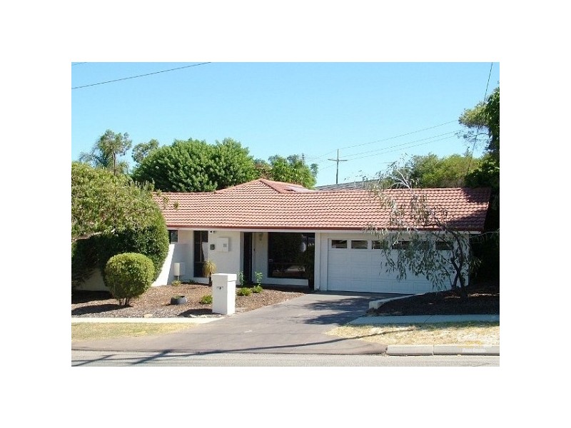 3 Shearn Crescent, Doubleview WA 6018