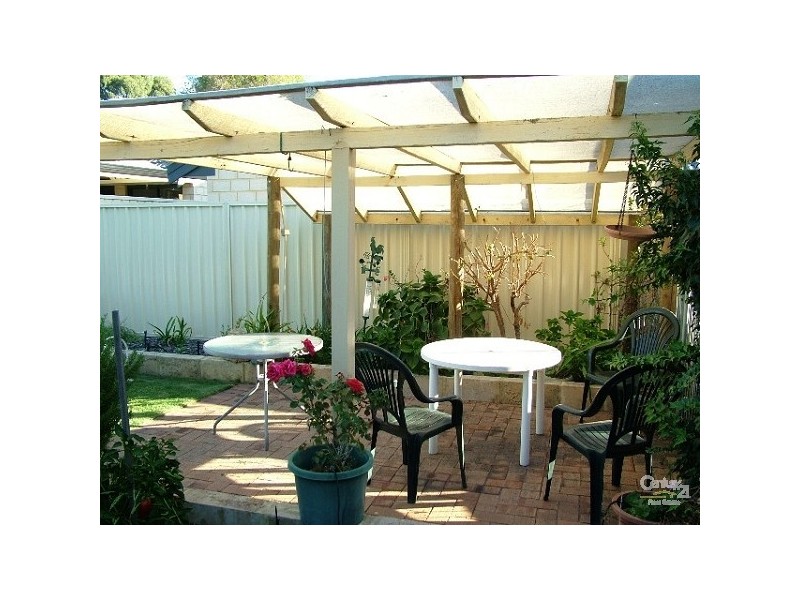 44 Westfield Road, Kelmscott WA 6111