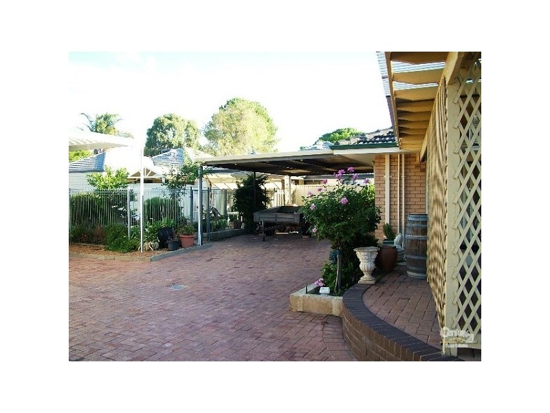 44 Westfield Road, Kelmscott WA 6111