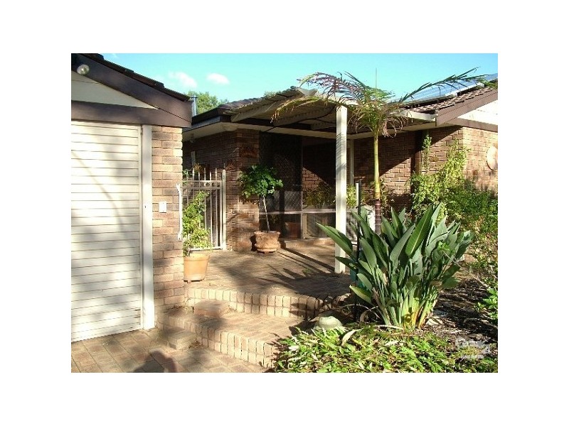 13 Emerald Place, Mount Richon WA 6112