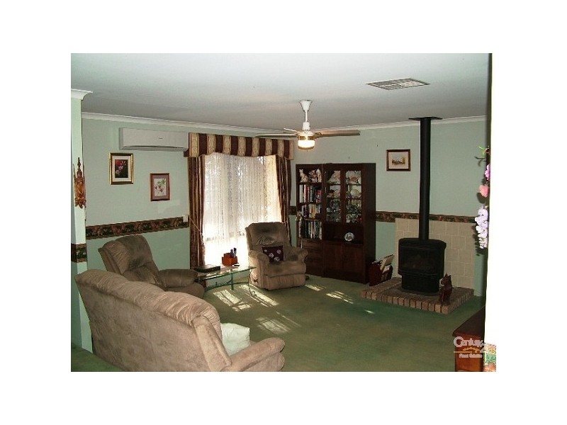 13 Emerald Place, Mount Richon WA 6112