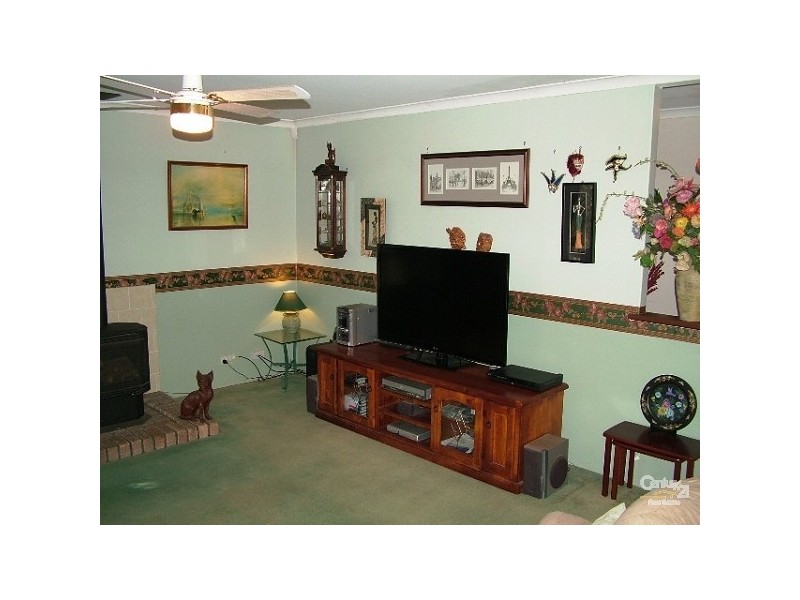 13 Emerald Place, Mount Richon WA 6112