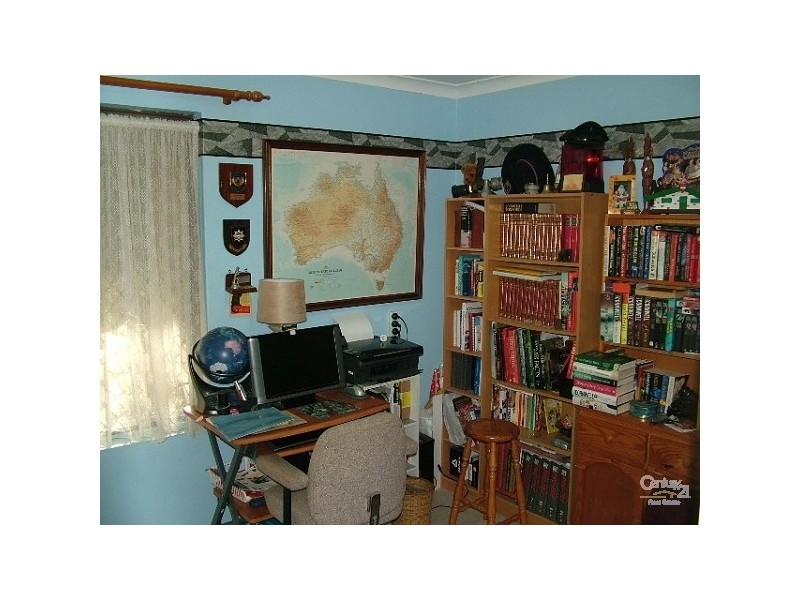 13 Emerald Place, Mount Richon WA 6112