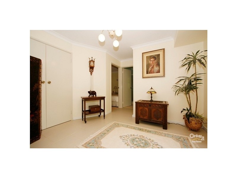 4 Dowell Close, Bedfordale WA 6112