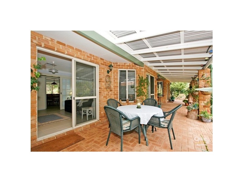 4 Dowell Close, Bedfordale WA 6112