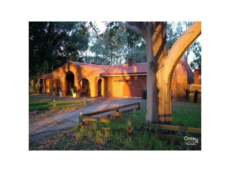 151 Twelfth Road, Armadale WA 6112