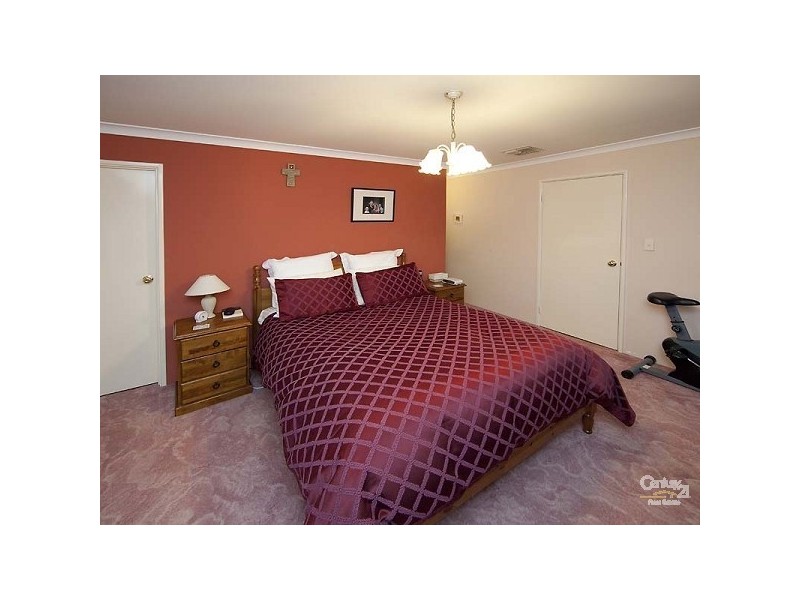 1 Canton Vista, Canning Vale WA 6155