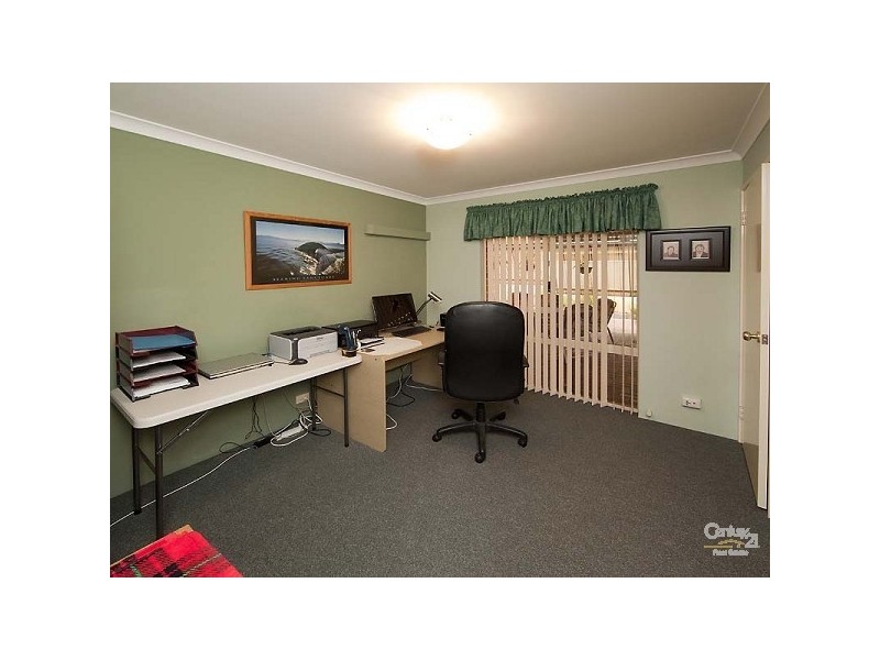 1 Canton Vista, Canning Vale WA 6155