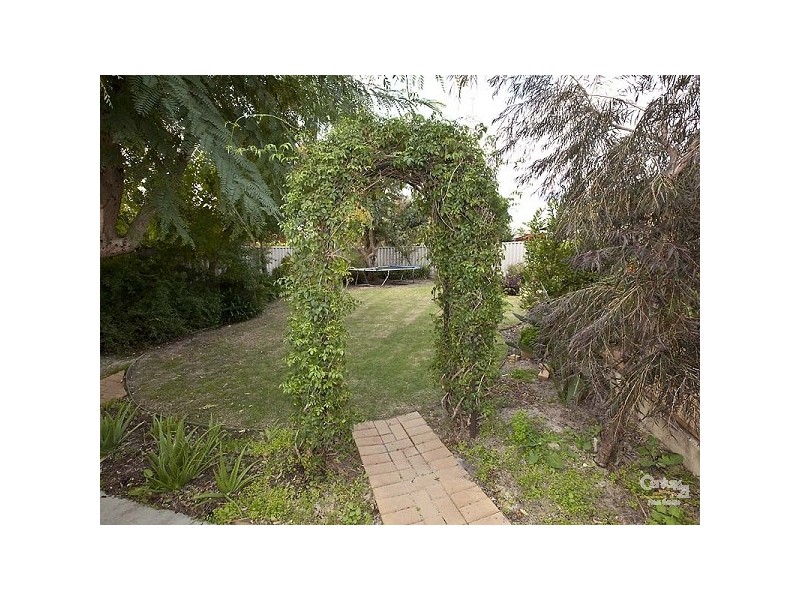 125 Warton Road, Thornlie WA 6108