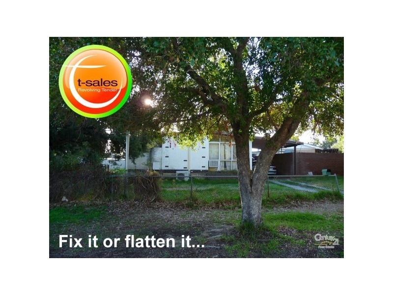 11 Ward Cres, Kelmscott WA 6111