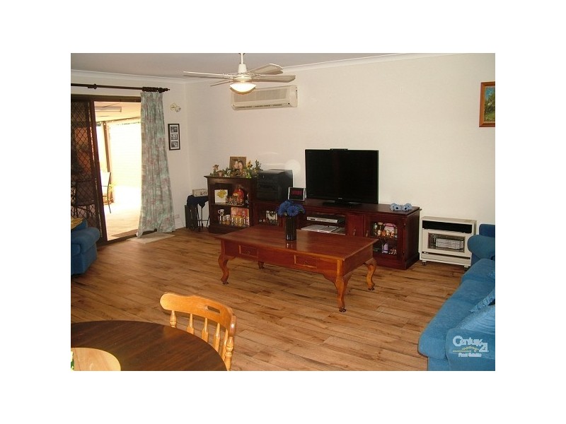 13/9 Third Ave, Kelmscott WA 6111