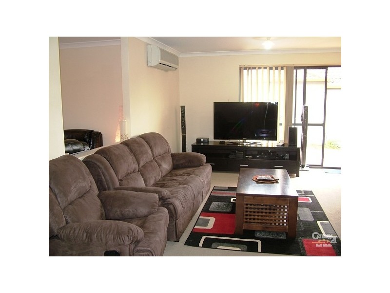 13/51 Third Ave, Kelmscott WA 6111