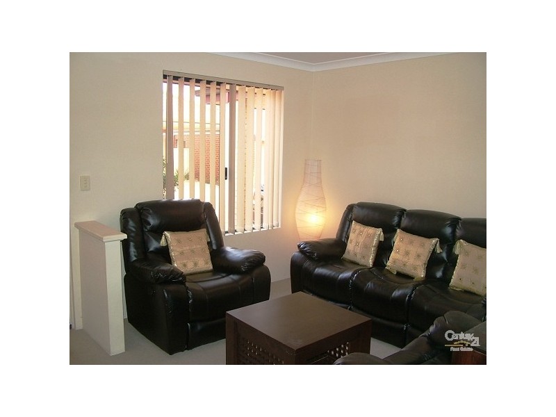 13/51 Third Ave, Kelmscott WA 6111